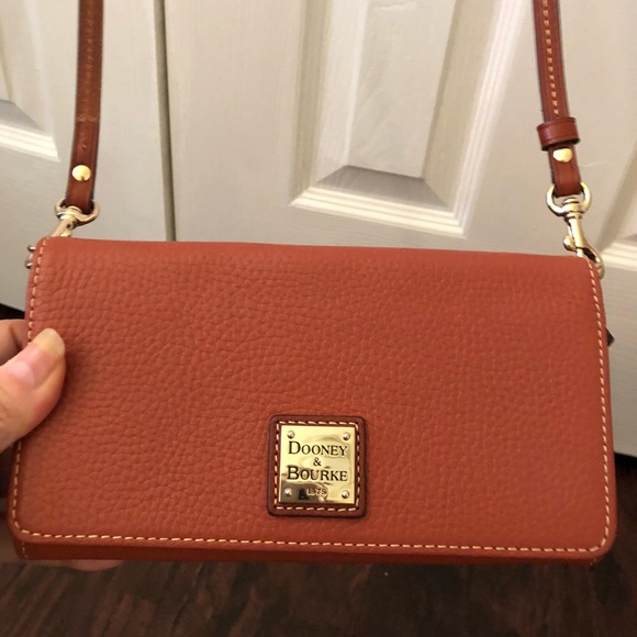 dooney and bourke wallet crossbody